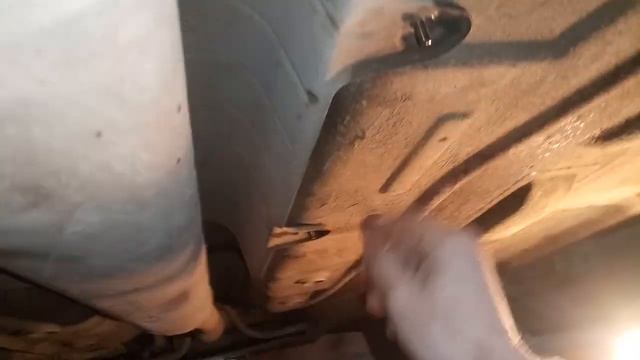 Простая натяжка тросиков ручника на ладе Калине. смотреть онлайн