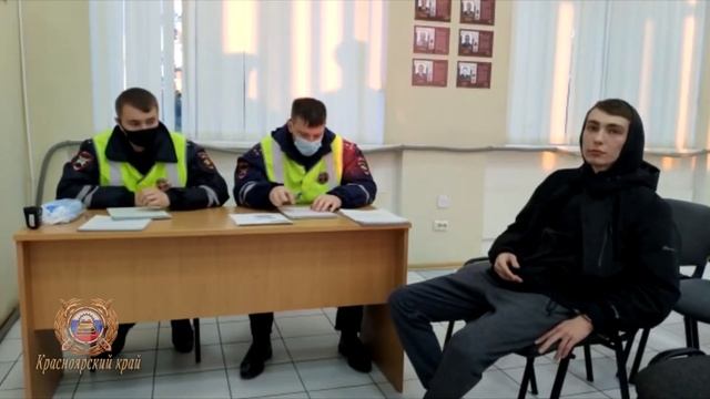 Задержание красноярского гонщика на Шкоде смотреть онлайн