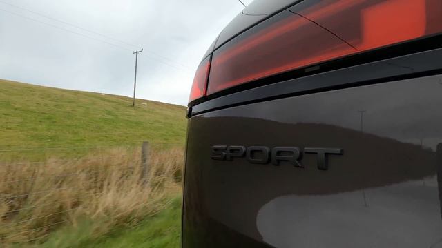 NEW 2023 Range Rover Sport | First Drive (4K) смотреть онлайн