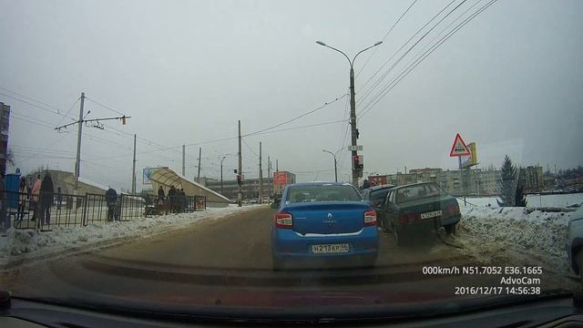 17 декабря 2016 г. , Курск, транспортный коллапс в р-не "Линии" на Энгельса. смотреть онлайн