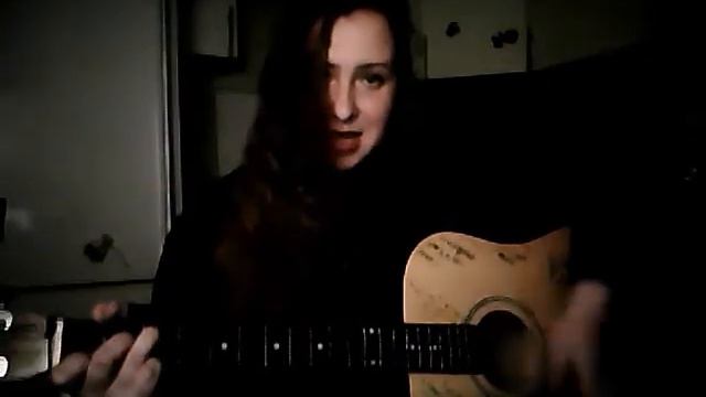 Девушка красиво поет армейскую песню под гитару! ЗАЧЕМ ТЫ ЭТО СДЕЛАЛА/ Russian girl playing guitar смотреть онлайн