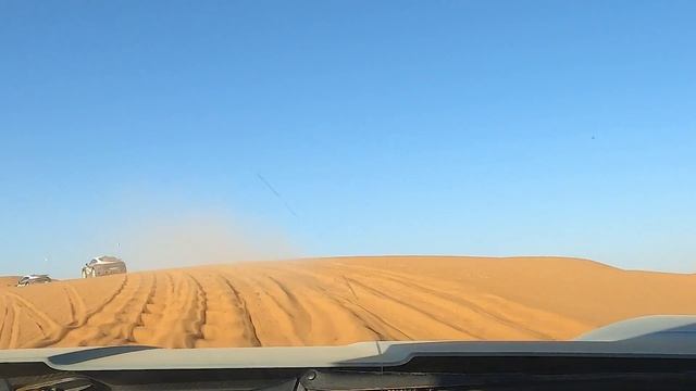Porsche 911 Dakar - Vlog y prueba de manejo desde Marruecos смотреть онлайн