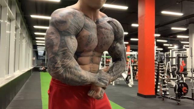 Жим сидя в Смите смотреть онлайн