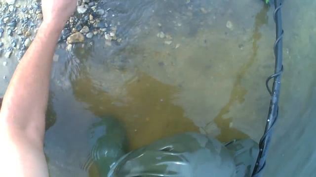 СЕРЕБРЯНЫЙ КРЕСТ И СЕРЁЖКА ПОИСК ЗОЛОТА НА ПЛЯЖЕ. КОП НА ПЛЯЖЕ С МЕТАЛЛОИСКАТЕЛЕМ смотреть онлайн