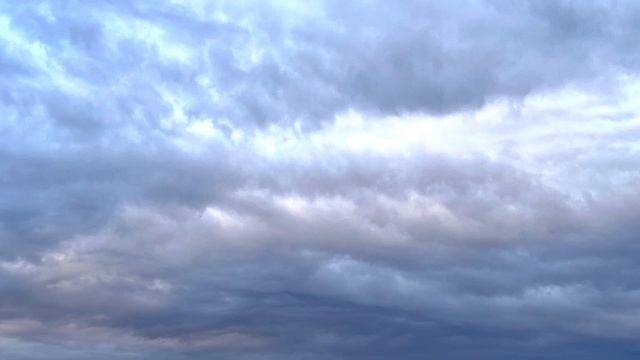 Два коротких стиха: „есть много неправды“ и „боль сердца“ смотреть онлайн