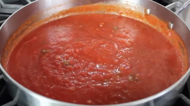 Spaghetti al Tonno Recipe - Spaghetti with Spicy Tuna Sauce смотреть онлайн