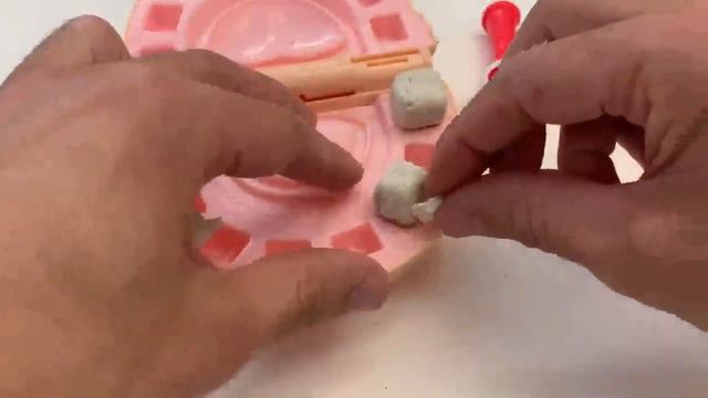 Мистер Зубастик Play Doh смотреть онлайн