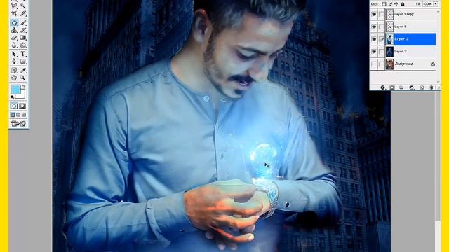 Hologram Effect in Photoshop...By Youni ( Mudassar Jutt )... Feature Watch... Time Traveler... смотреть онлайн