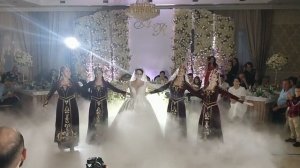Армянские Песни.  Армянская Свадьба. Танец Невесты  в Красноярске Рузана и  Айк