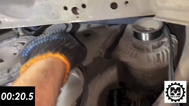 Замена ремня генератора Фольксваген Транспортер Т4 без инструмента смотреть онлайн