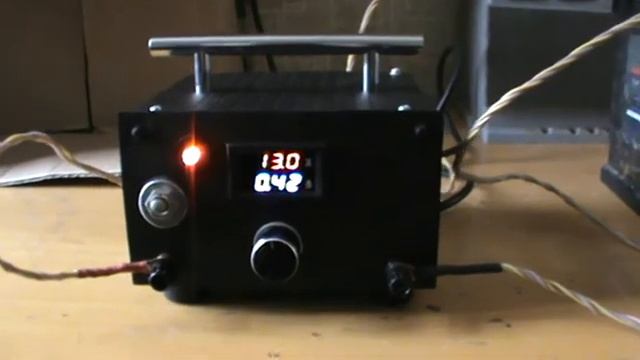 Автоматическое зарядное устройство с ручной установкой начального тока заряда 12 В АКБ смотреть онлайн