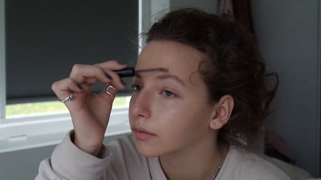 Я нашла РУССКИХ! Макияж, соседи и пожарная сигнализация смотреть онлайн