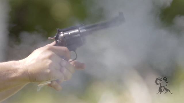 Quick Tip: How To Make a Revolver More Accurate смотреть онлайн