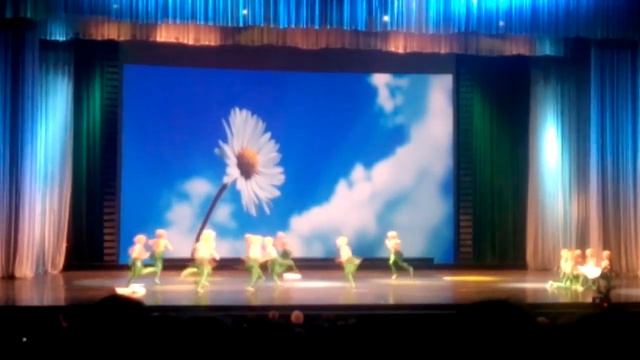 ЮнЛен БКЗ "ромашки" смотреть онлайн