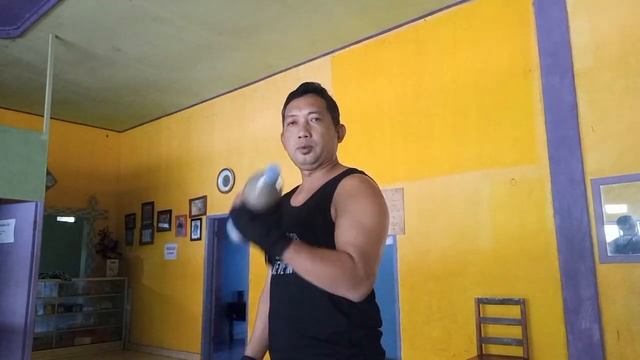 MELATIH OTOT BICEPS, 30 MENIT