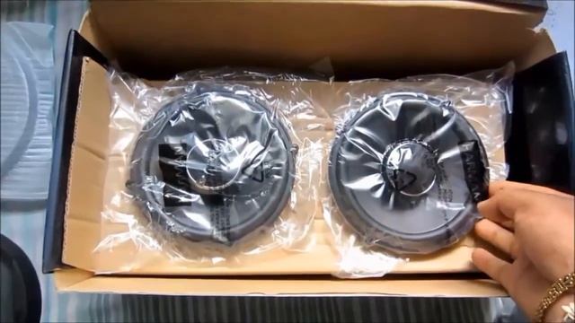 Unboxing of Infinity - Kappa 62.11i 6-1/2'' Coaxial Speaker смотреть онлайн