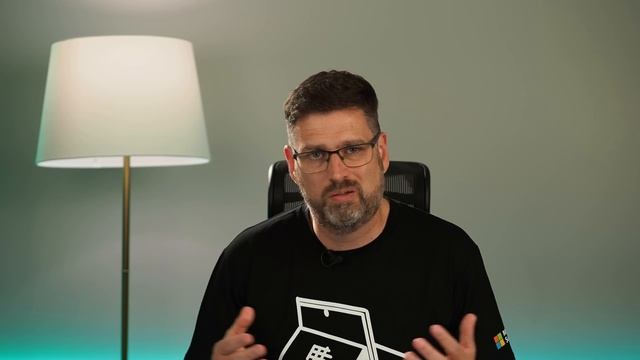 How I Use the SURFACE PRO 8 смотреть онлайн