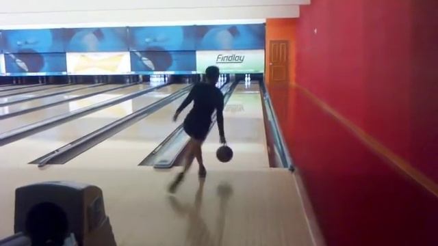 Bowling With Cytherea