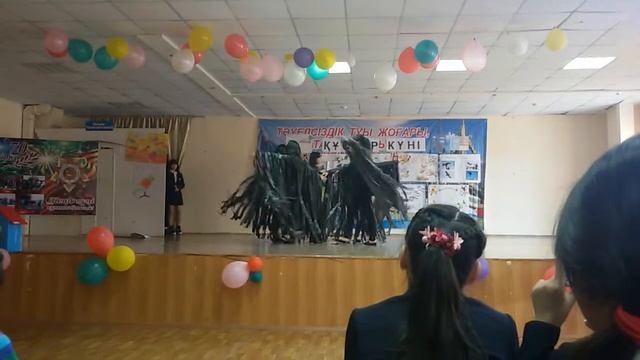 Танец стаи ворон смотреть онлайн
