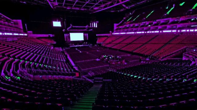 Wishlist by TXT but you're in an empty arena [CONCERT AUDIO] [USE HEADPHONES] ? смотреть онлайн