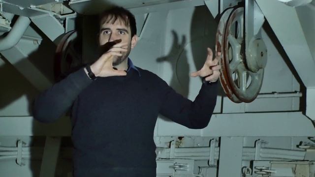 In the Battleship's Nixie Room смотреть онлайн