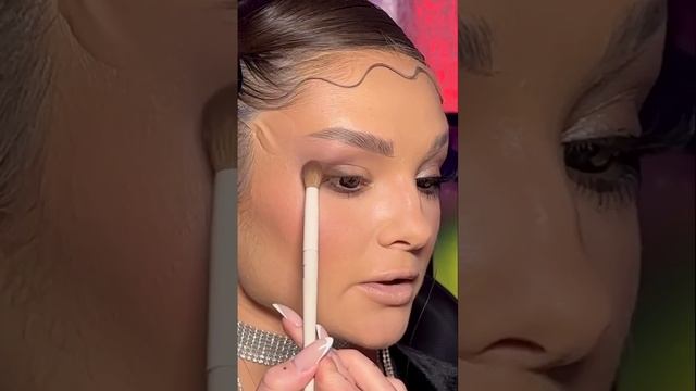 алгоритм, который помогает уводить тени плавно в кожу? видеурок уже на канале смотреть онлайн