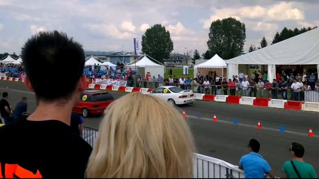 Mitsubishi Colt vs Honda Integra смотреть онлайн