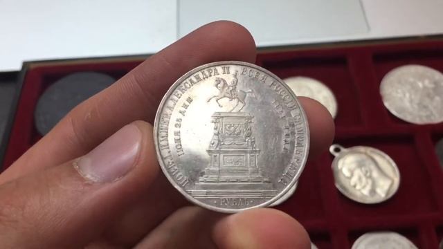 Рубль 1859 А. ЛЯЛИН на открытие памятника Николаю I в Петербурге «Конь» смотреть онлайн