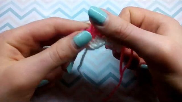 Двухцветный узор на двух спицах #18 смотреть онлайн