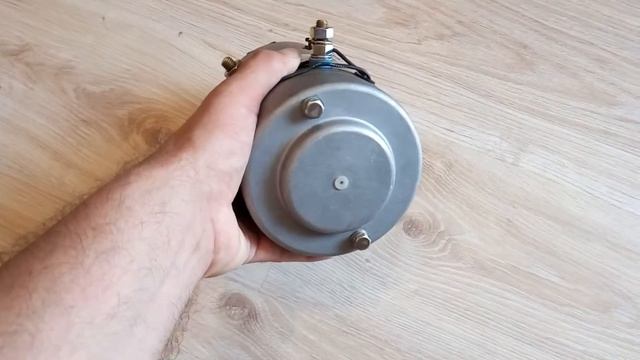 Электродвигатель 24В, 2,0 кВт для гидробортов Bar Cargolift смотреть онлайн