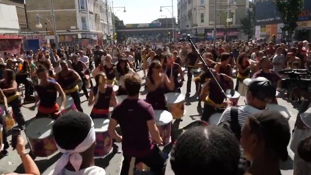 Go Getter 4 Unit 5 BBC "The Notting Hill Carnaval" смотреть онлайн