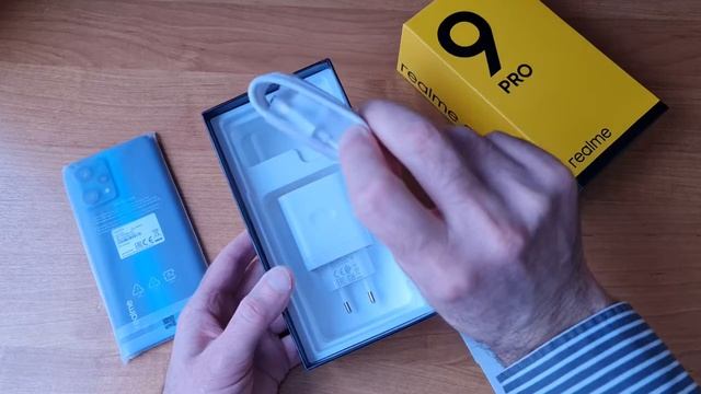 Распакова realme 9 Pro и realme 9 Pro + смотреть онлайн