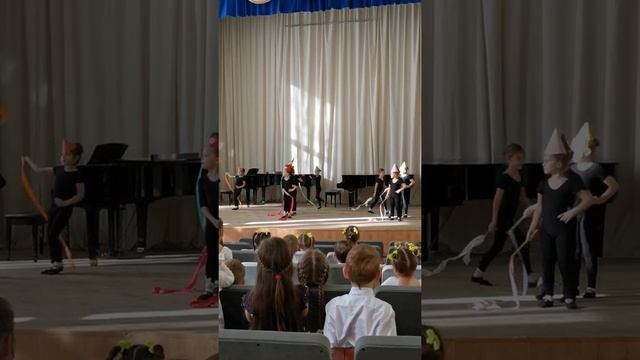 Карандаши. Чеховская детская школа искусств смотреть онлайн