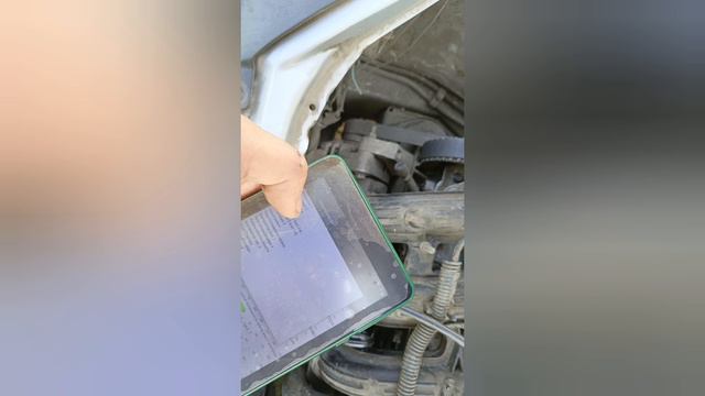 Лада Приора. Заглохла на ходу, не заводится. Не крутит стартер смотреть онлайн