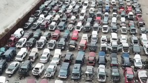 Автосвалка в США , машины на ходу на свалке. Пугали и угрожали пушкой в США)