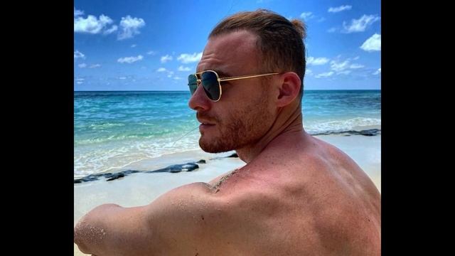 After Kerem Bürsin, Hande Erçel went to Mardin, eyes on the duo! смотреть онлайн