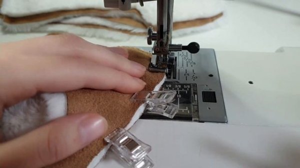 Рукавицы своими руками. Шьем из старой дубленки