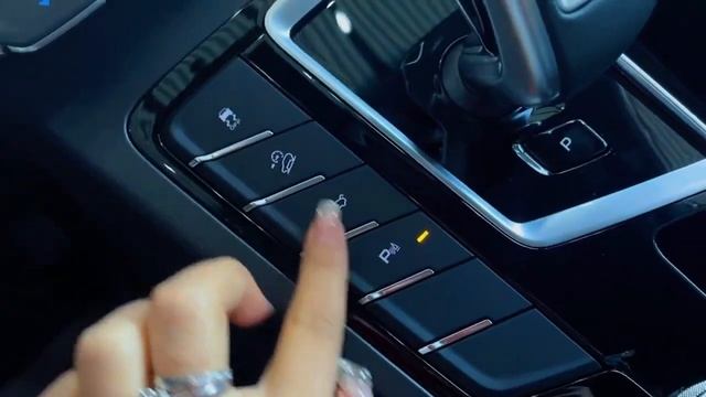 ALL NEW 2022 Geely Azkarra X Walkaround смотреть онлайн