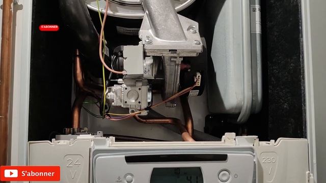 Comment faire un diagnostic pour le code défaut F28 sur chaudière à condensation Saunier Duval смотреть онлайн