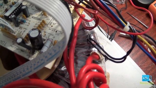Ремонт стабилизатора напряжения Pulse WM 10000. Напряжение на входе скачет. смотреть онлайн