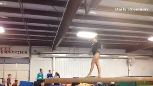 Jalynn Harrison of KIngston High School on beam at Excel section 9 смотреть онлайн