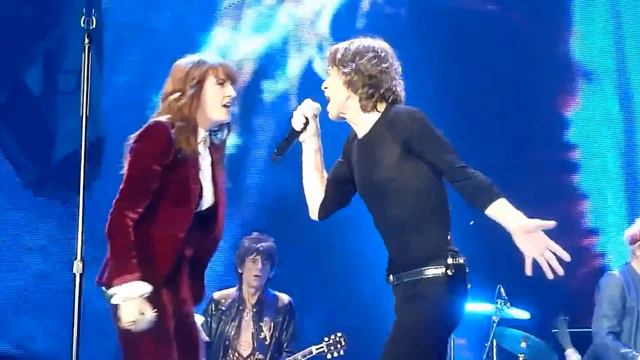 The Rolling Stones - Gimme Shelter - Florence Welch - London 02 Arena - 29/11/2012 смотреть онлайн