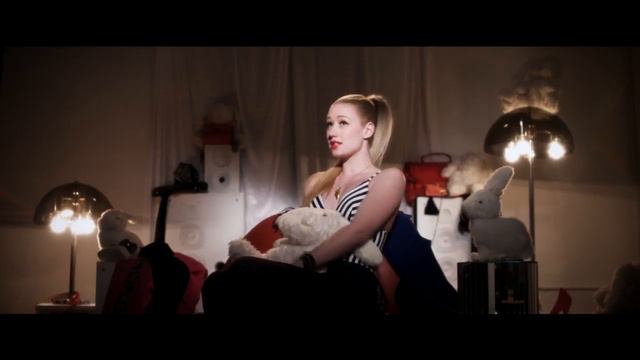 FKi & Iggy Azalea - I Think She Ready смотреть онлайн