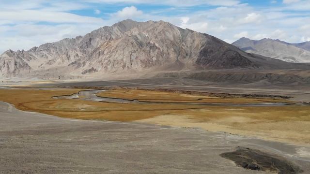 Minsk - Pamir - Minsk. Двое на мотоцикле не считая дрона смотреть онлайн