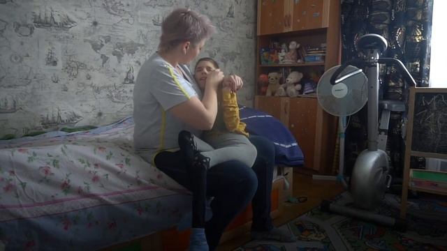 Жительница Башкирии в одиночку воспитывает троих детей с ДЦП смотреть онлайн