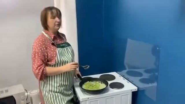 «Готовим вкусно» Кугл из шампиньонов и мацы смотреть онлайн