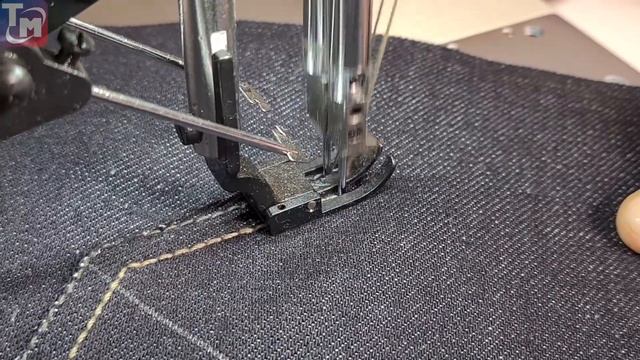 Siruba DT828L - Двухигольная машина челночного стежка с игольным и нижним продвижением материалов смотреть онлайн
