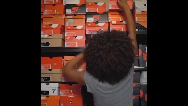 Nike NSW Consumer Profile смотреть онлайн