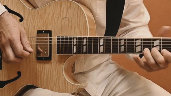 Tim Dom Dom (João Mello, Clodoaldo Brito)