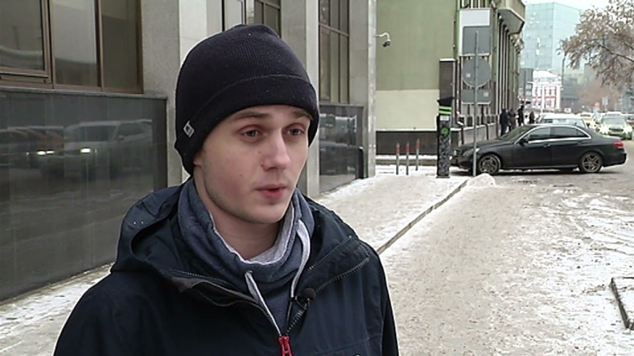 В Москве задержан посыльный, забравший по заданию аферистов у пенсионерки 800 тысяч рублей смотреть онлайн